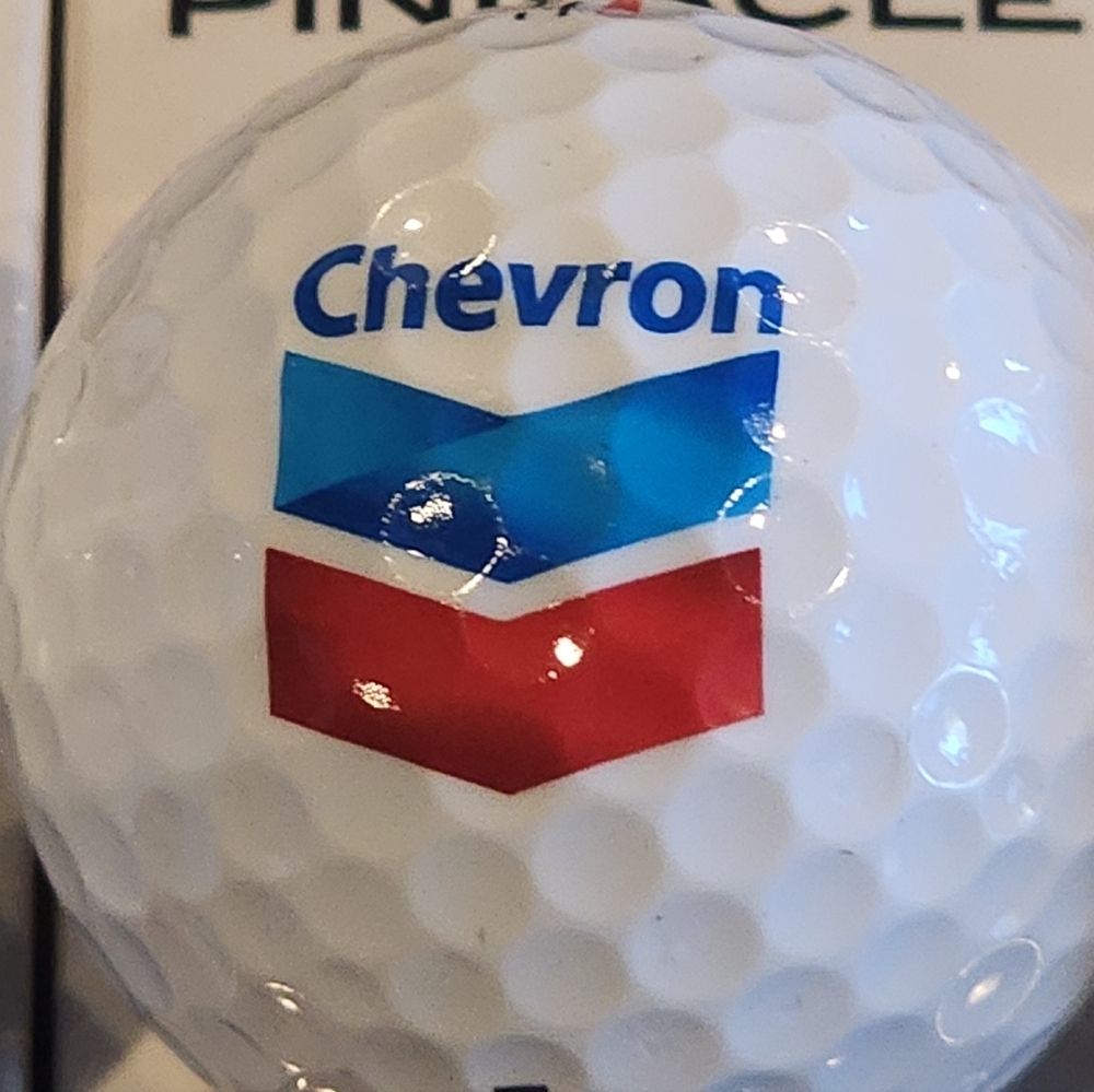 Chevron White Golf Ball. Pinnacle Gold 12 Balls
